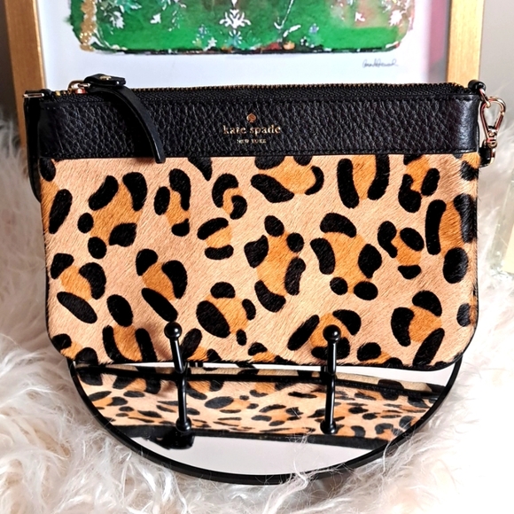 Kate Spade NWTs Burchelli Lolly Leopard Wristlet - Picture 1 of 7